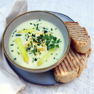 Romige asperge maaltijdsoep 